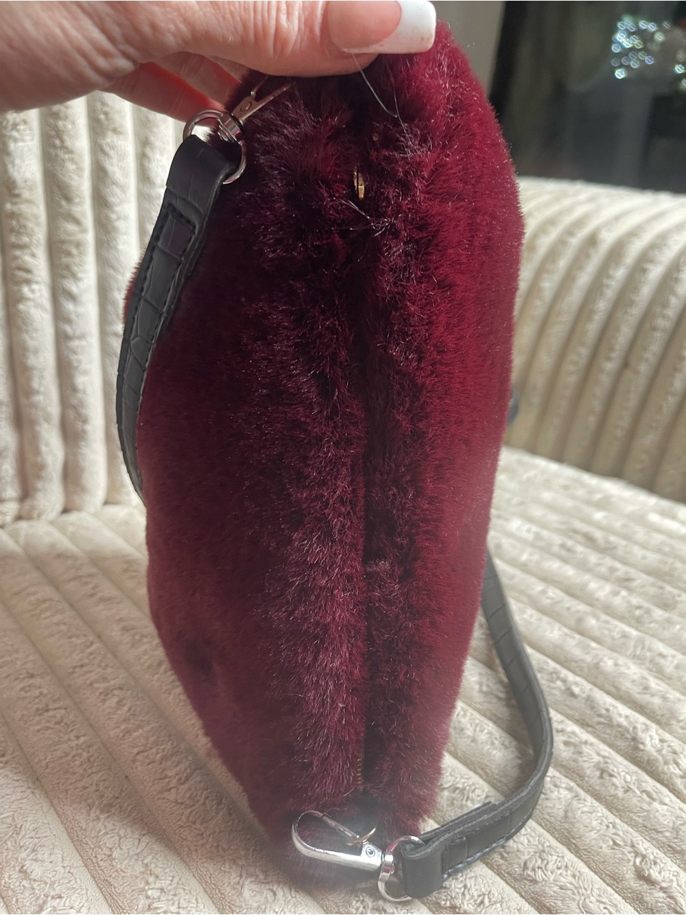 Stella and Dot Burgundy Faux Fur Shoulder Bag Croc Embossed Detachable Strap - Picture 2 of 4
